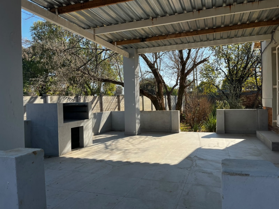 3 Bedroom Property for Sale in Flamwood North West